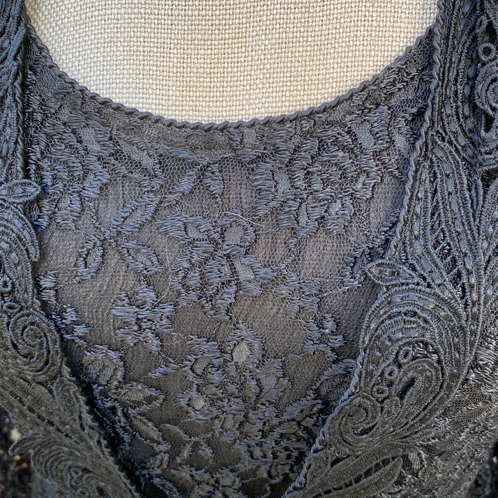 SARA MIQUE VINTAGE BLACK SILK FRENCH LACE - Picture 12 of 16
